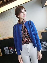 厚重感毛腈混紗 溫暖與實(shí)用并存的藝術(shù)織物